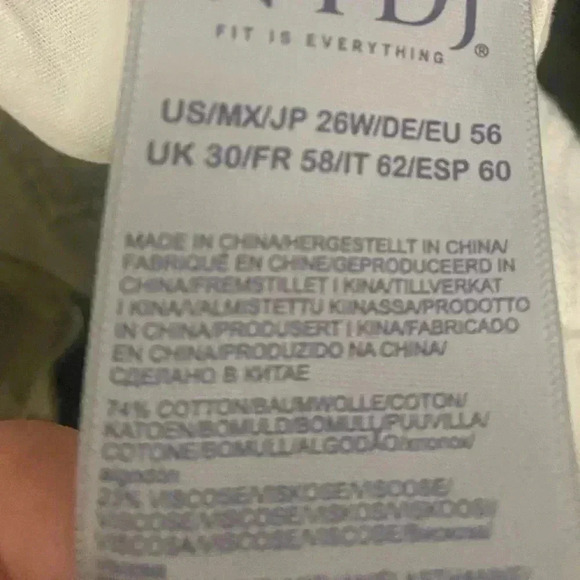 NWT NYDJ Pull On Skinny Camo Jeans - Picture 8 of 8